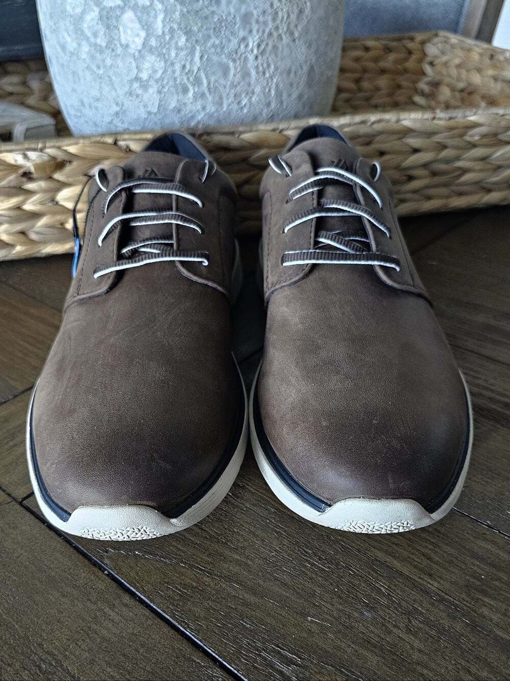 Johnston & Murphy Brown Leather Hybrid Sneakers Shoes Men's Sz 12 NWOB